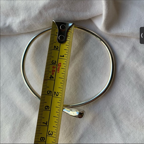 ✨🌸HOST PICK 🌸✨Sterling silver vintage rigid bangle tear drops 7” - Picture 5 of 9